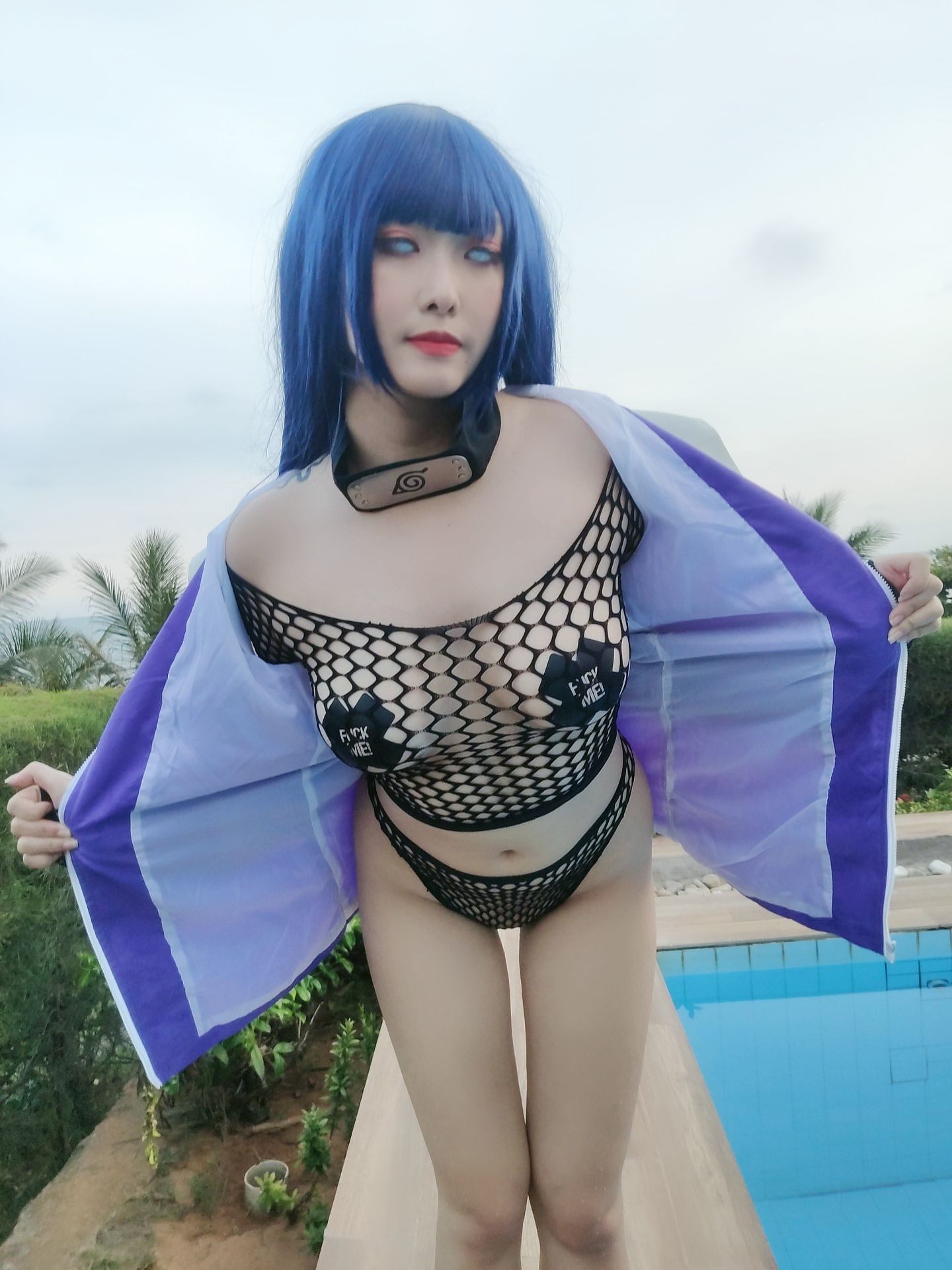 [福利COS] Sunnyvier - Hinata Poolside