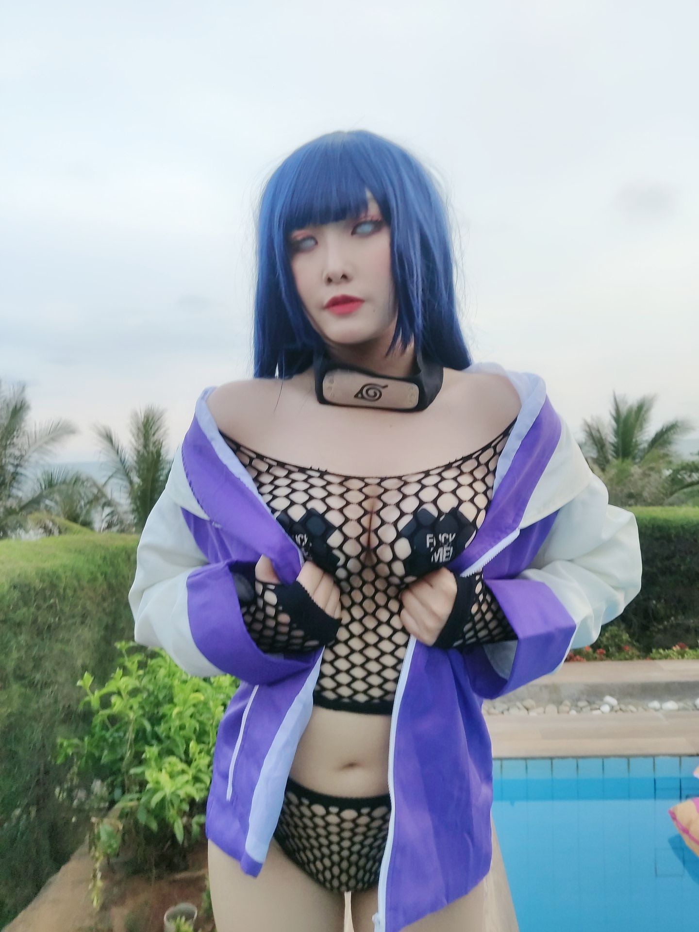 [福利COS] Sunnyvier - Hinata Poolside