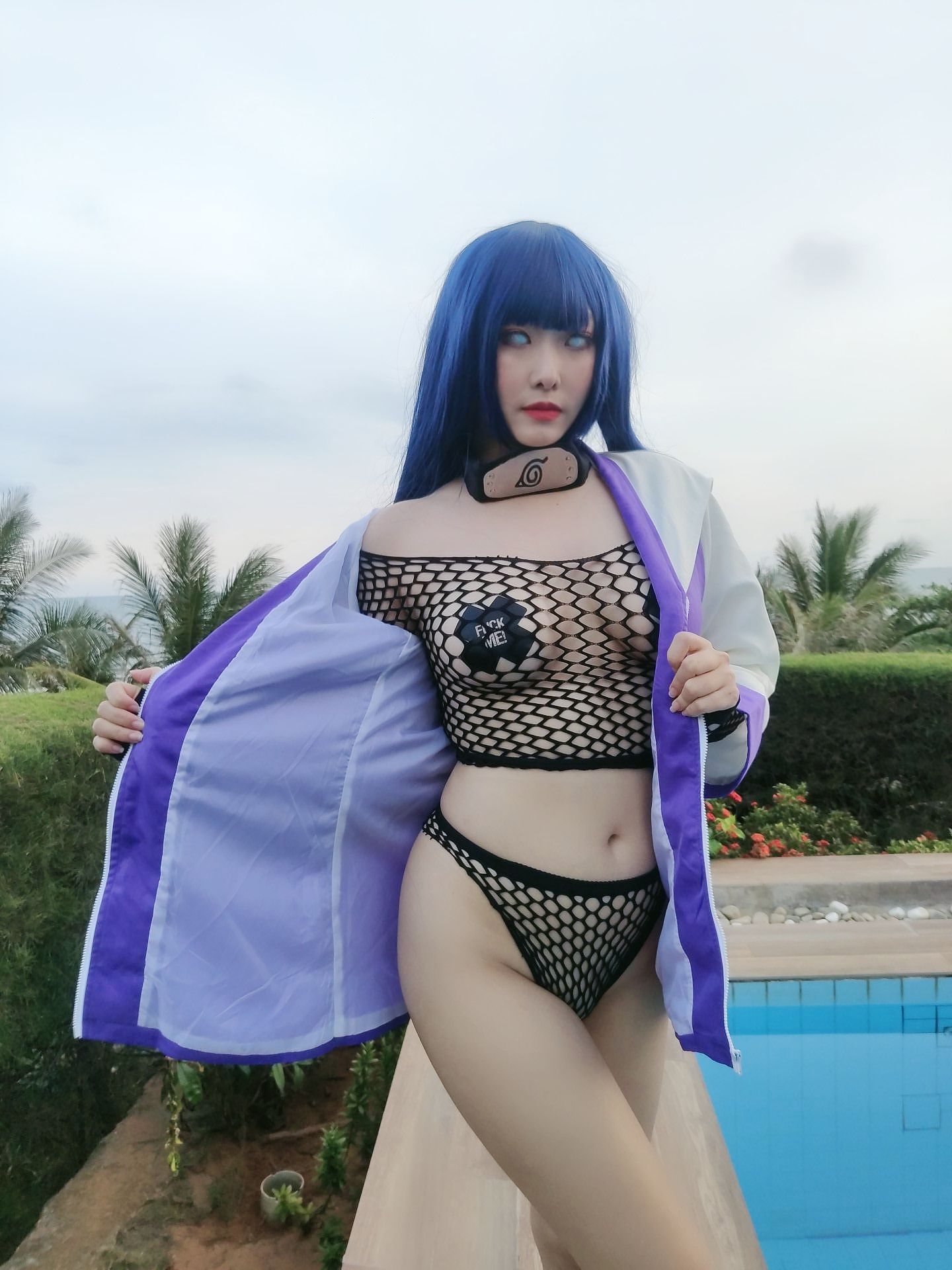 [福利COS] Sunnyvier - Hinata Poolside