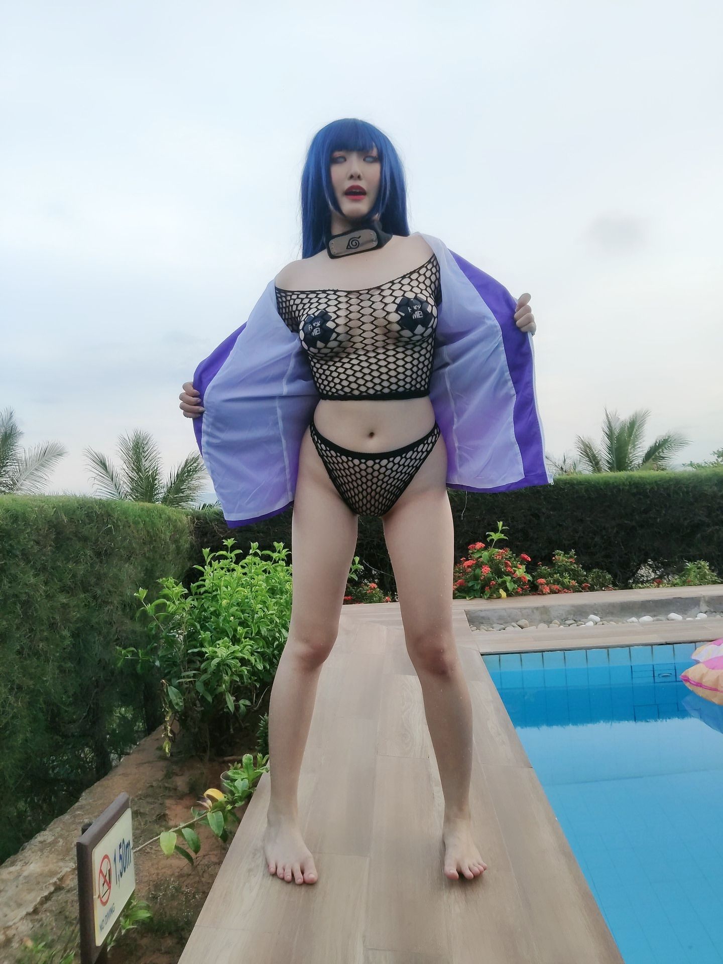 [福利COS] Sunnyvier - Hinata Poolside