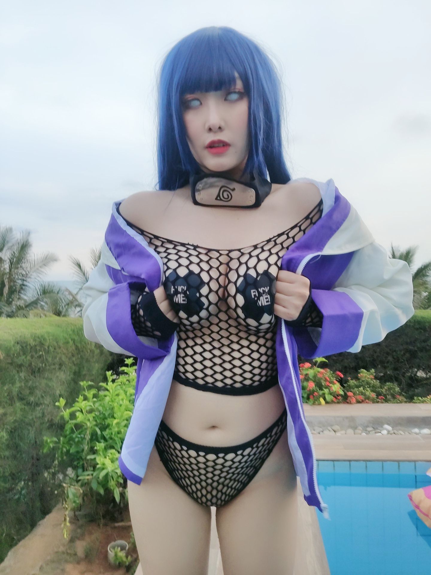 [福利COS] Sunnyvier - Hinata Poolside