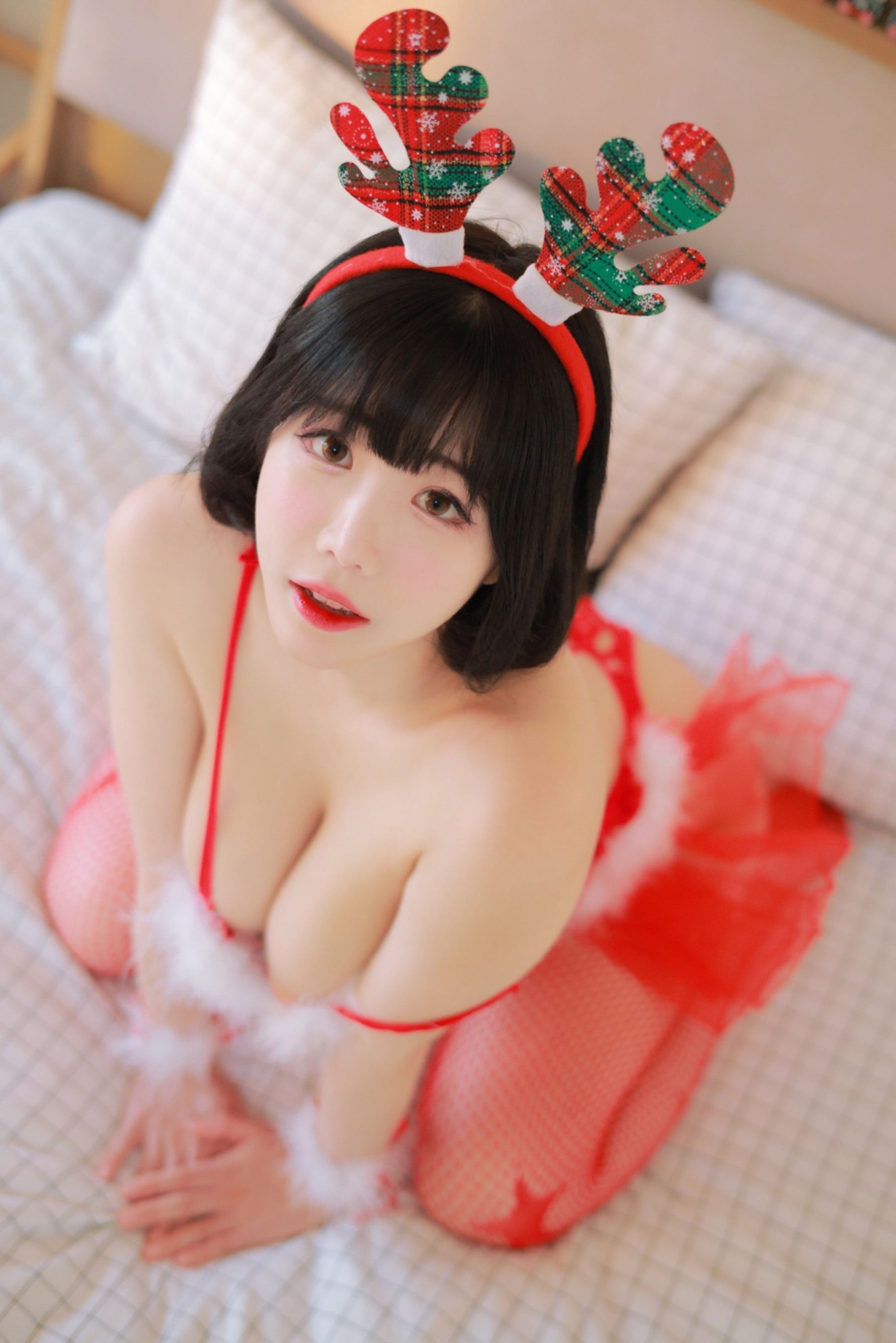 [福利COS] 韩网可爱性感网红Addielyn - X'mas