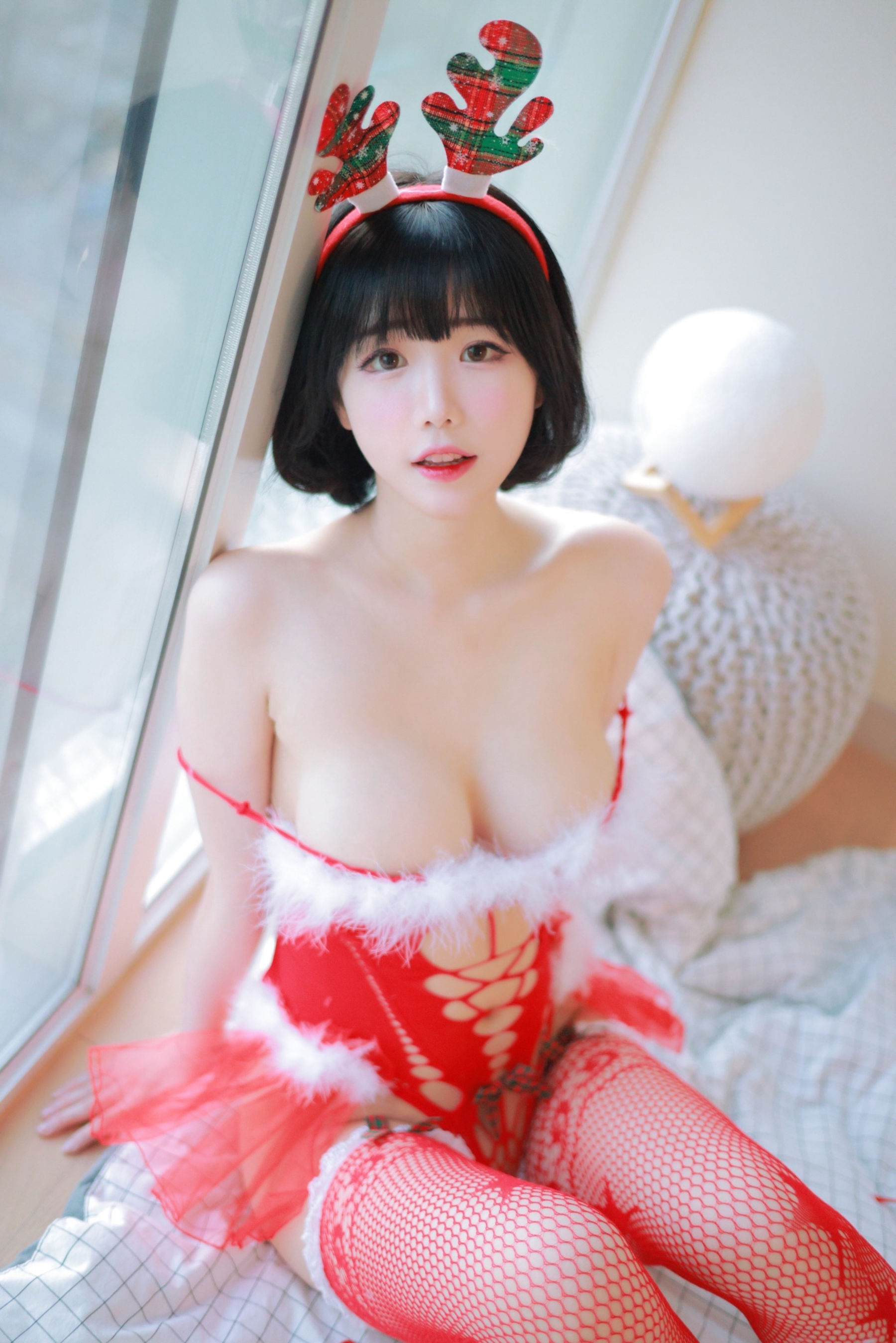[福利COS] 韩网可爱性感网红Addielyn - X'mas