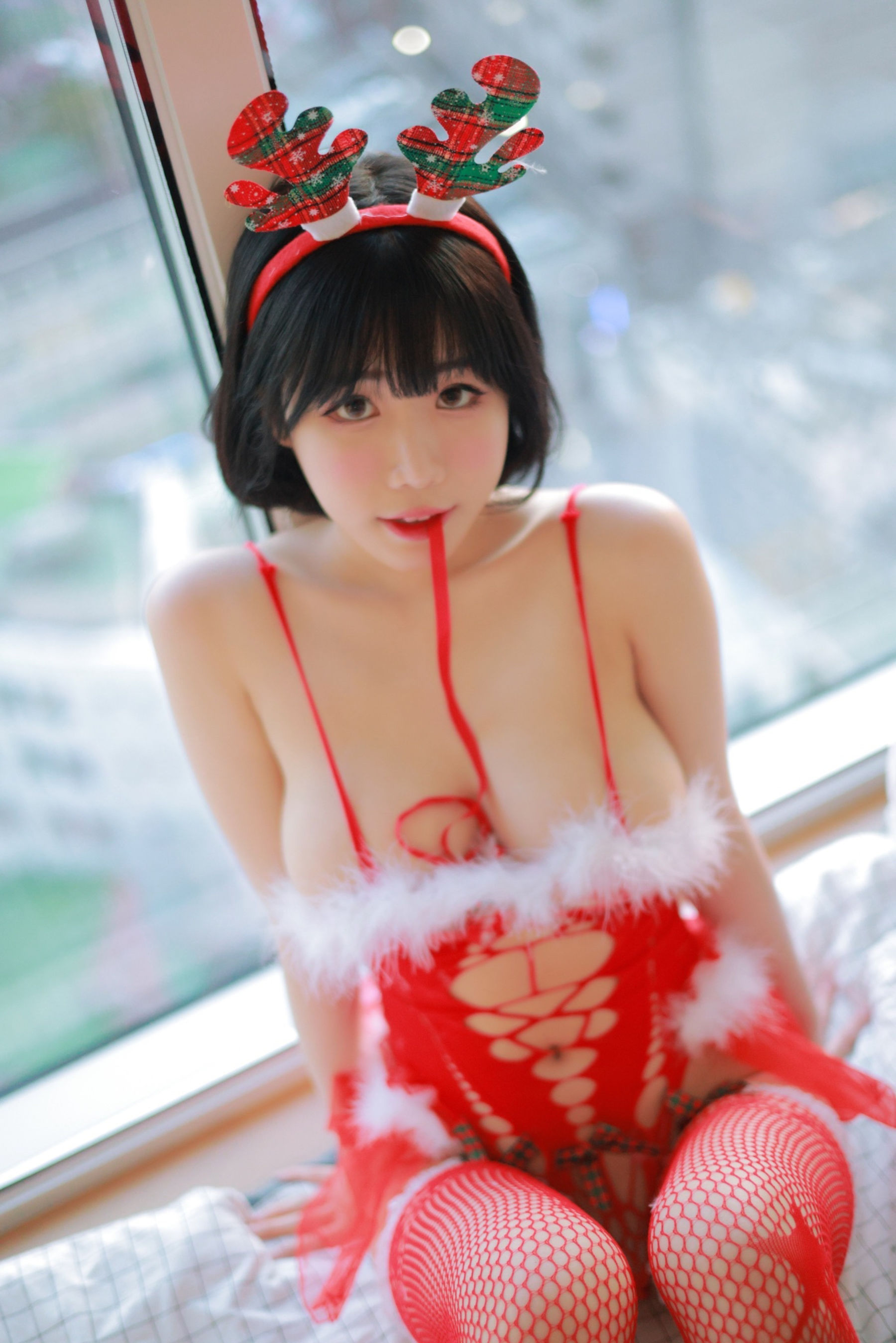 [福利COS] 韩网可爱性感网红Addielyn - X'mas