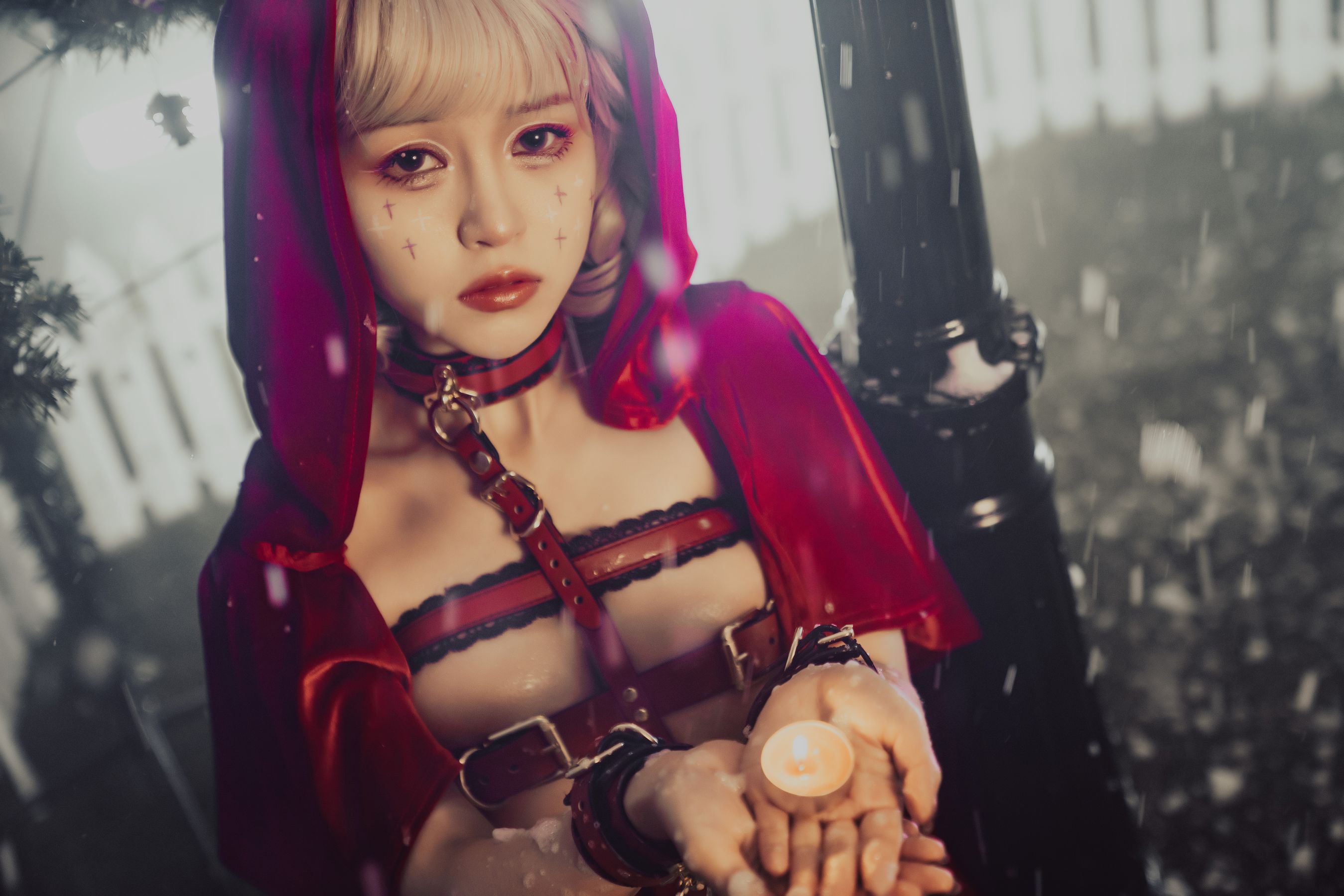 [福利COS] 美少女晕崽 - 圣诞小红帽