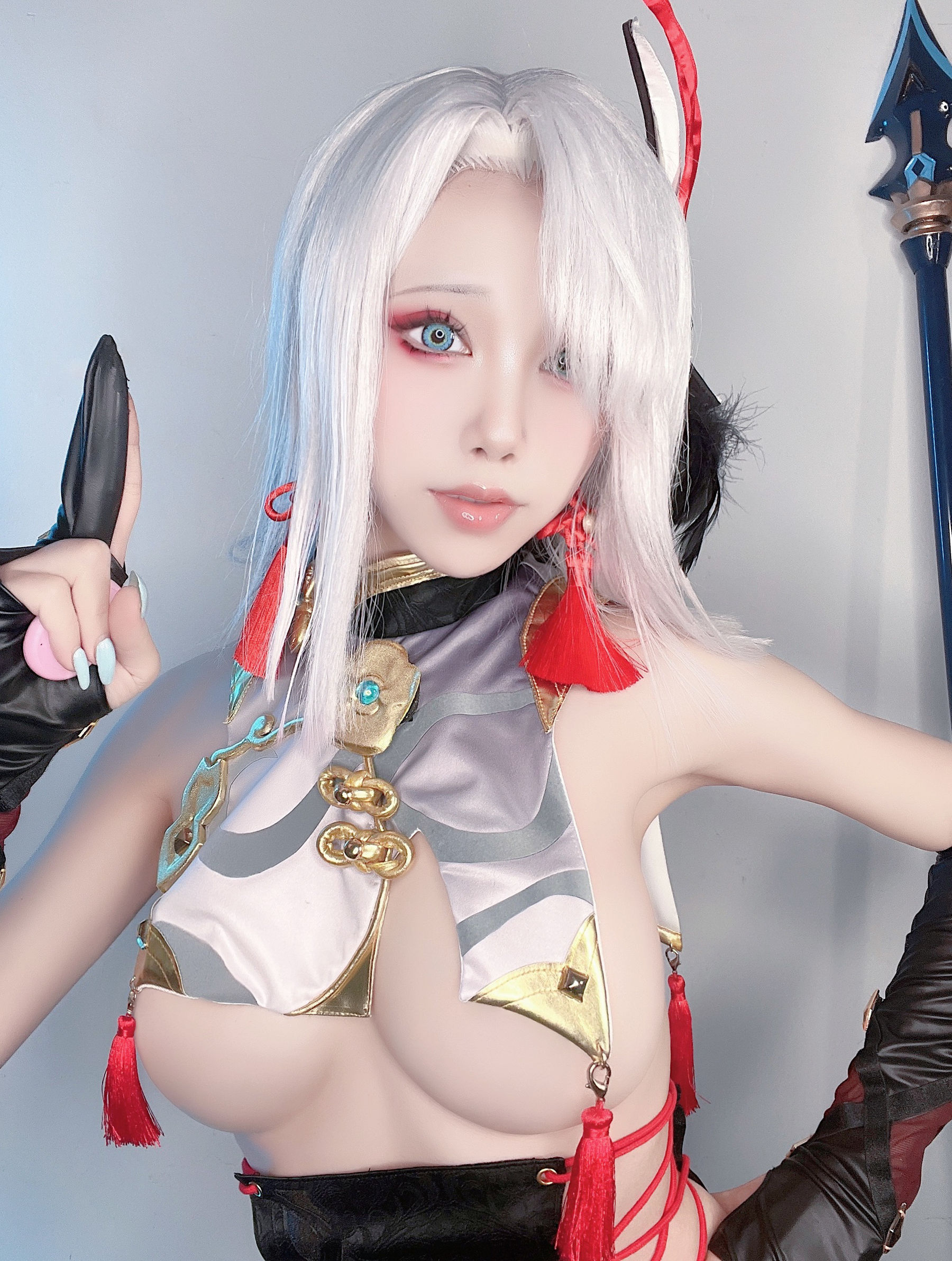 [福利COS] 动漫博主水淼aqua - 原神 申鹤