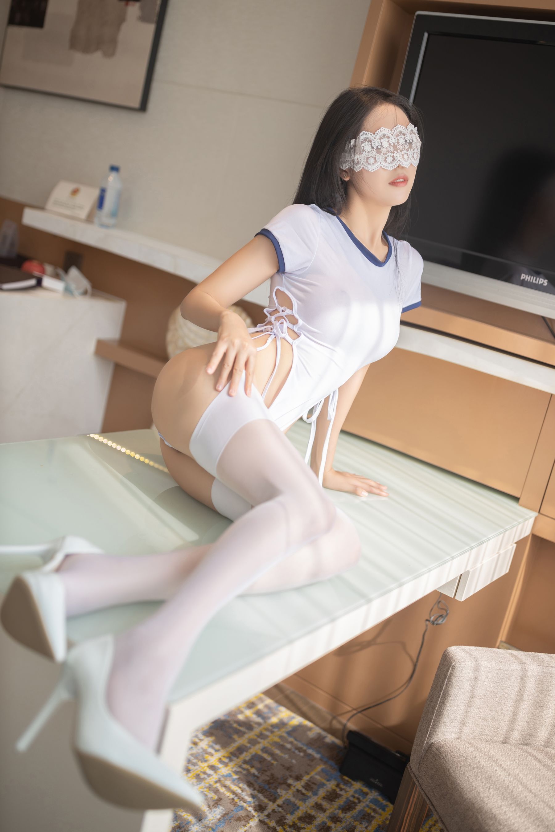 [福利COS] 抖娘-利世图集 - 眼罩高叉