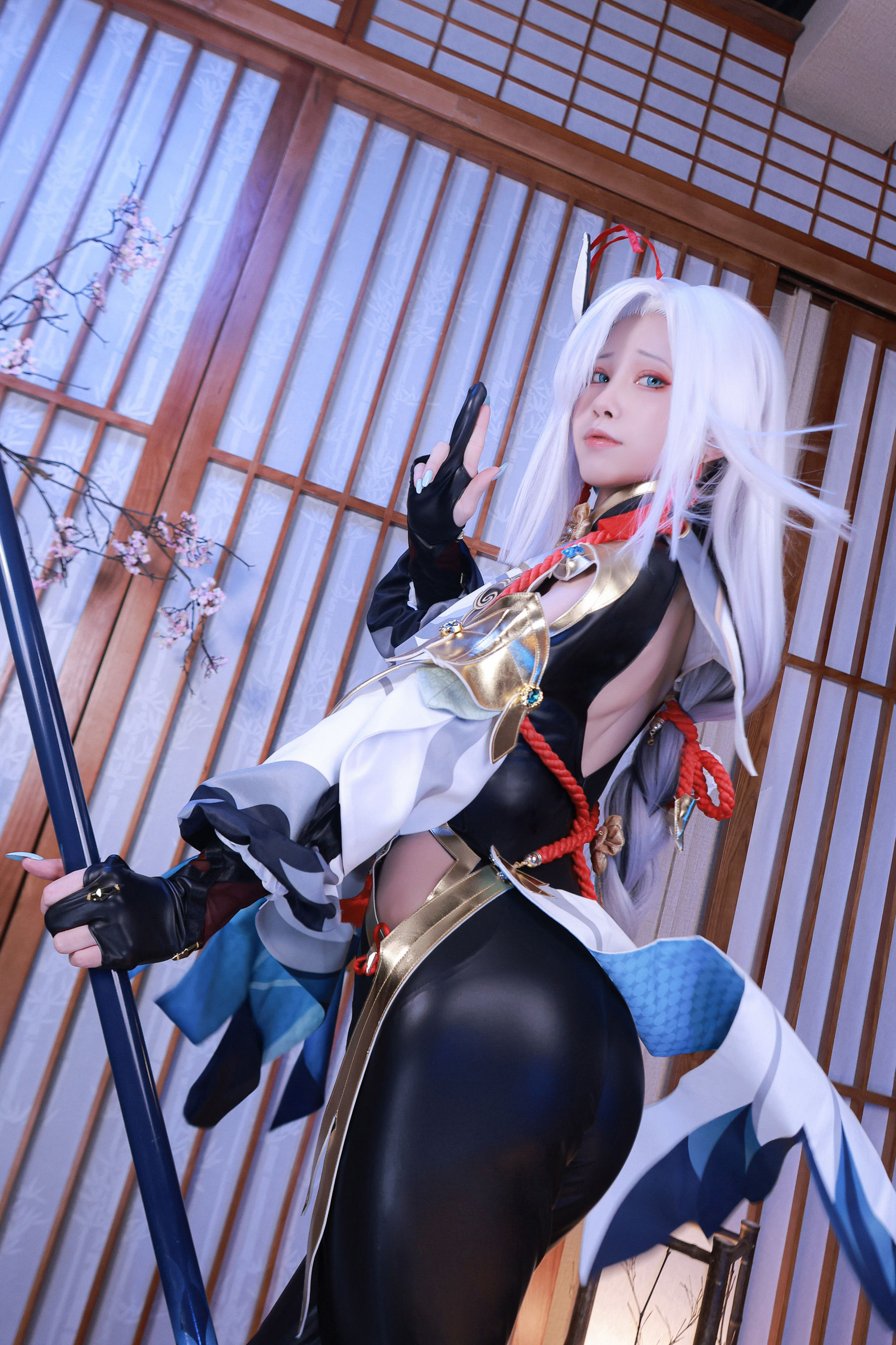 [福利COS] 动漫博主水淼aqua - 原神 申鹤